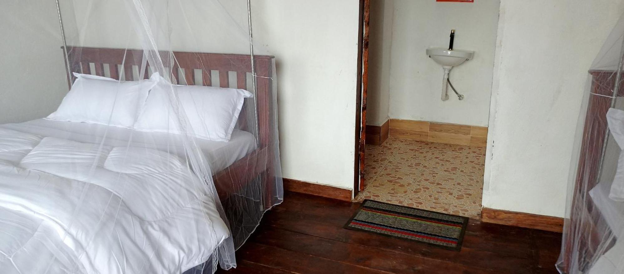 Ruhija Gorilla Guest House Kabale Exterior photo