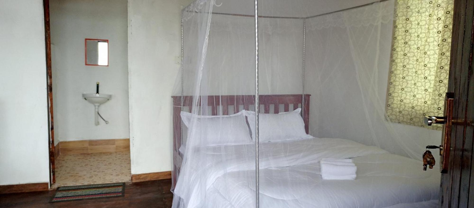 Ruhija Gorilla Guest House Kabale Exterior photo