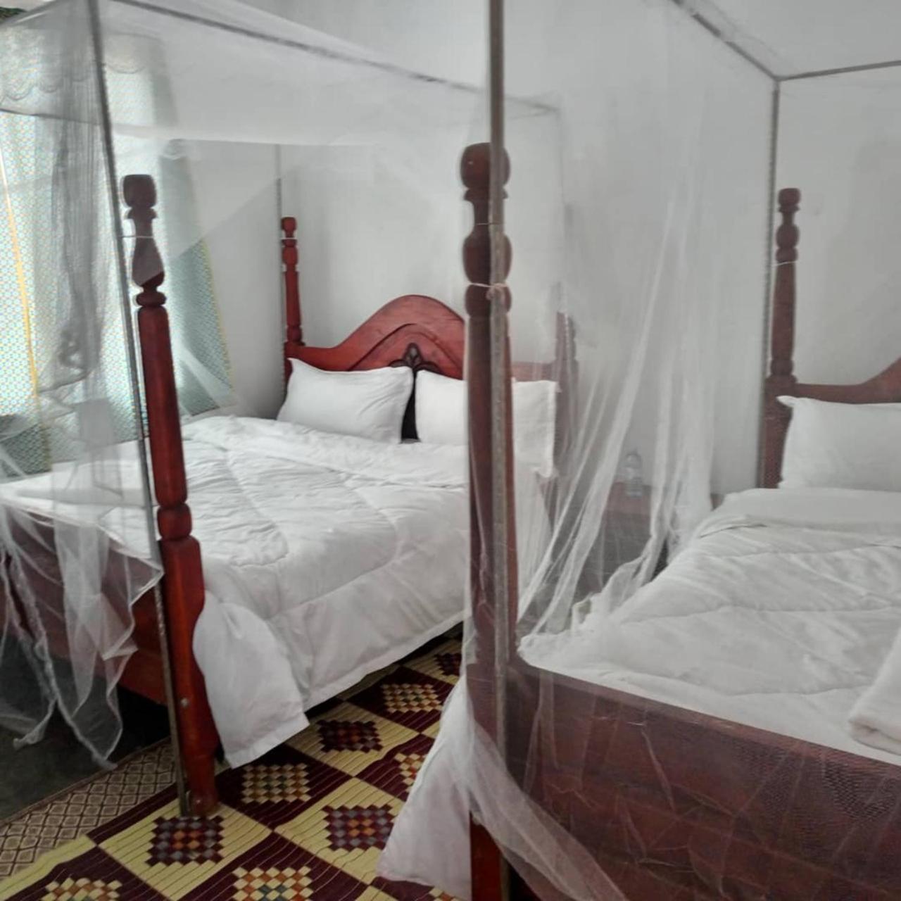 Ruhija Gorilla Guest House Kabale Exterior photo